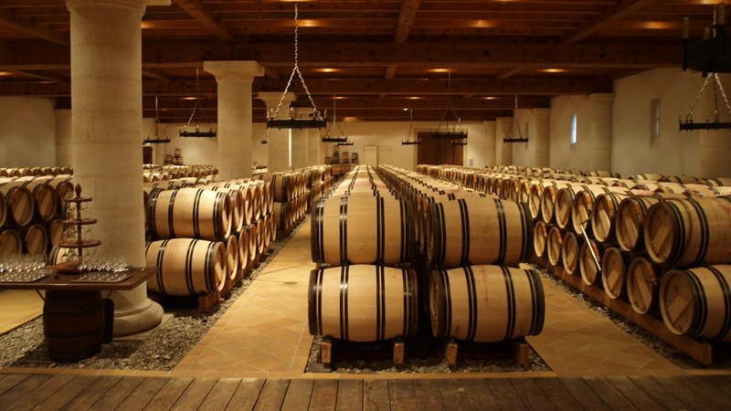 A Realistic Guide to Visiting Chateau Haut-Brion and La Mission in 2026