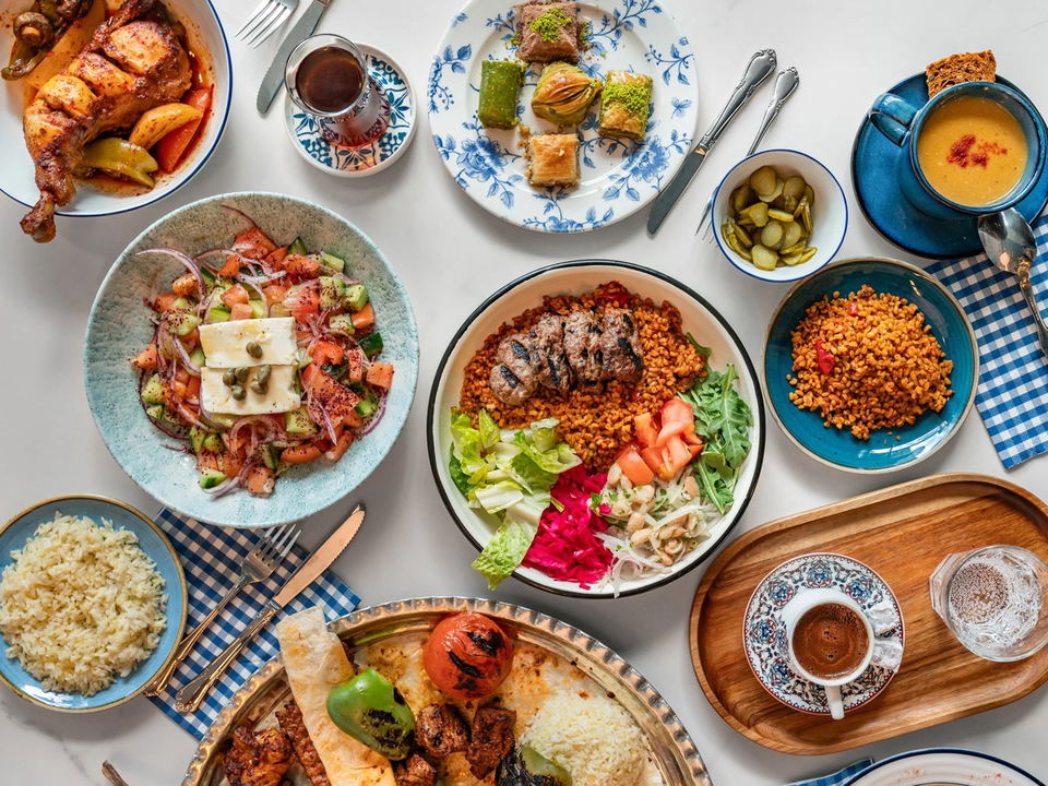 Turquaz offers a vibrant spread of Turkish delights, from savory kebabs to sweet baklava and Turkish coffee.