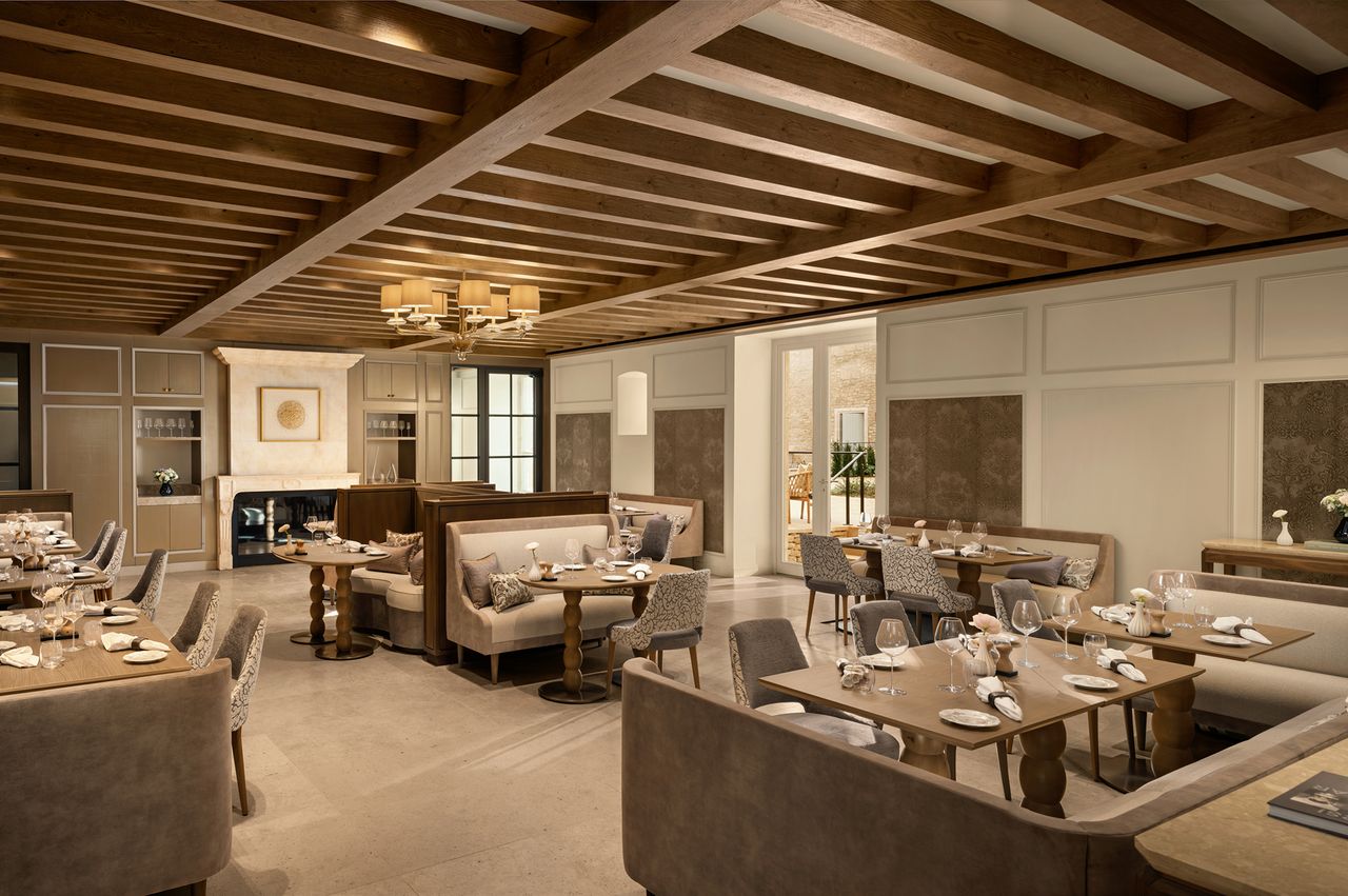 Château de Cîteaux Meursault Opens in Burgundy Wine Country