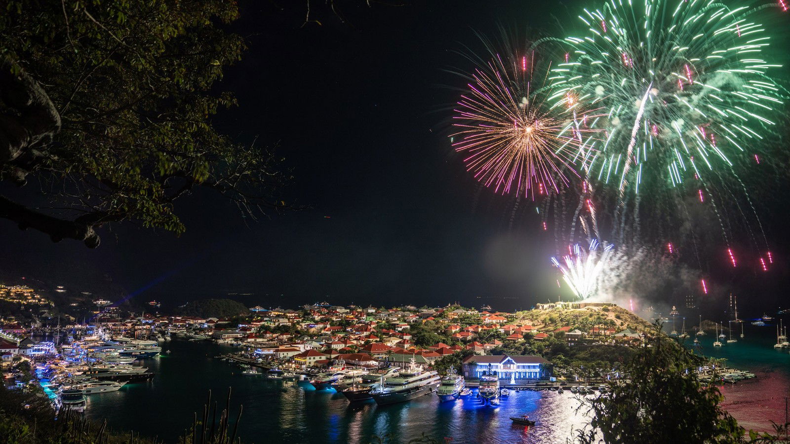 How to Book St. Barts for New Year's