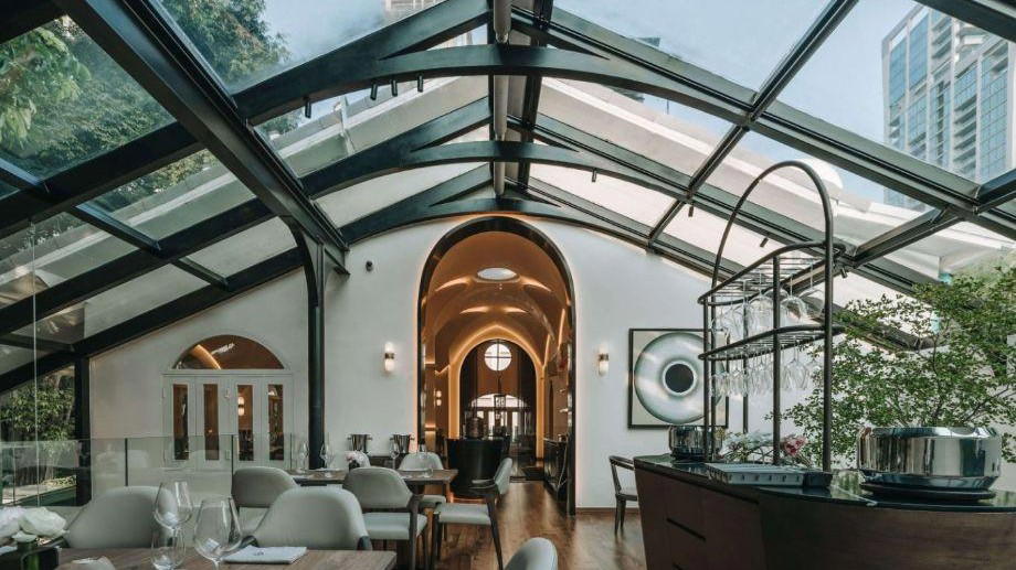Bangkok's Inddee Defends Its Star Wine List of the Year Crown