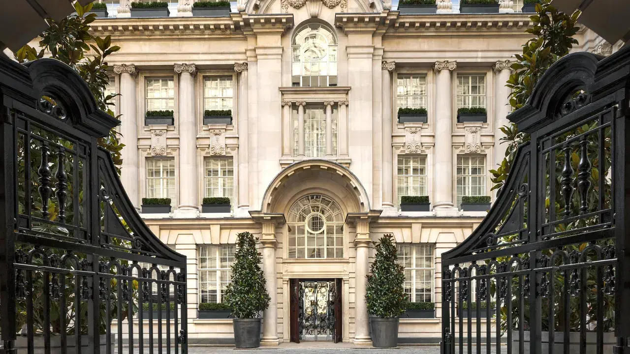 Is This London’s Best New Hotel? A Review of The Chancery Rosewood in Mayfair (2026)