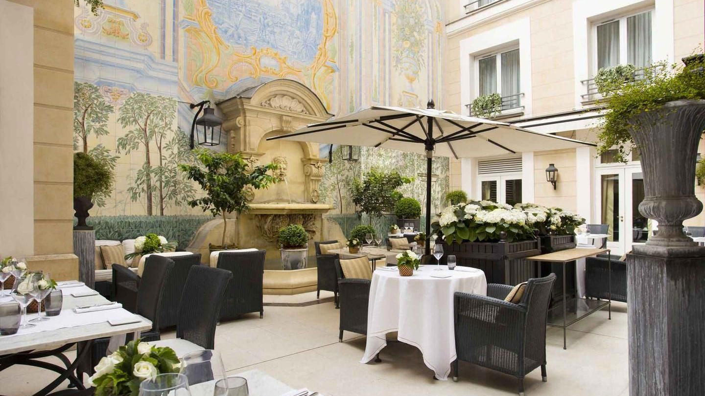 La Terrazza at Castille Paris Returns This Summer