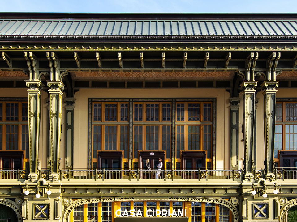 Casa Cipriani's ornate Beaux-Arts facade on the southern tip of Manhattan.