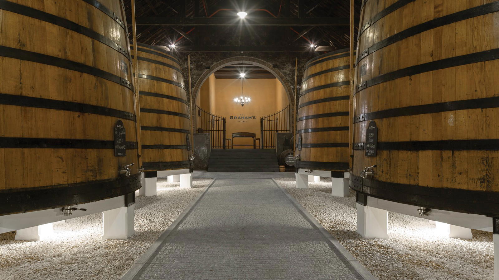 Porto's Lodge Tastings and Quinta do Noval in Person: How to Get In and What You'll See