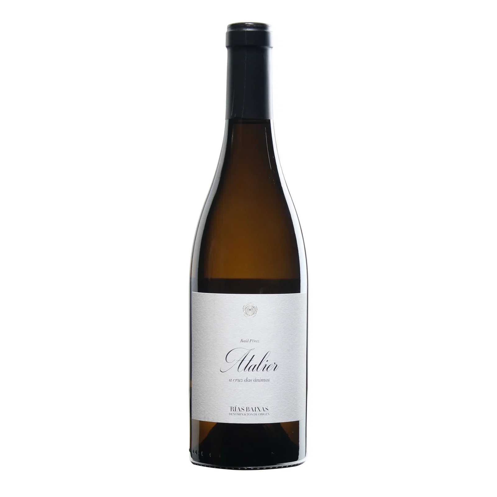 Atalier by Raúl Pérez Albariño 2024 (Rías Baixas) features a striking black capsule.
