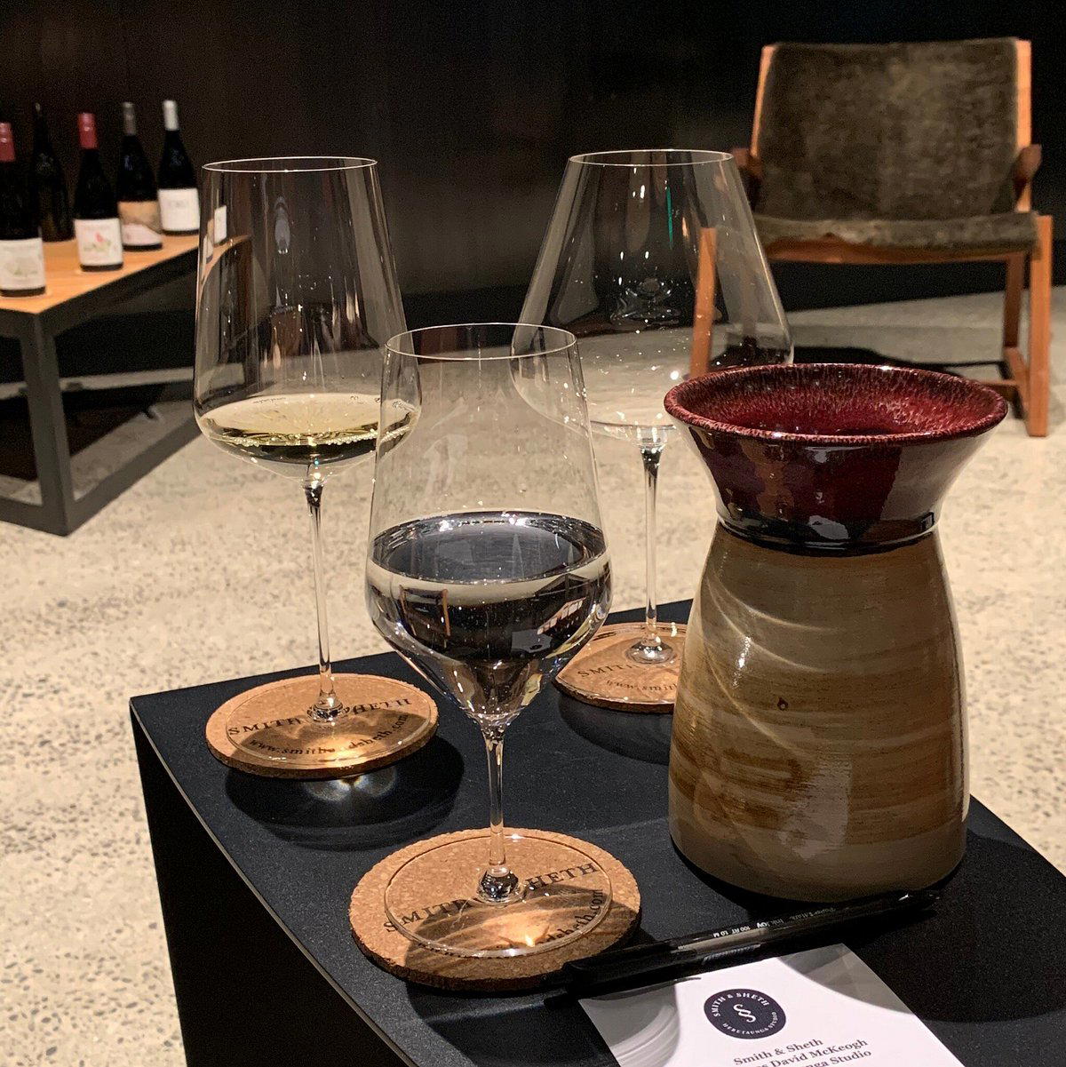 Smith & Sheth Les Graviers Tops White Burgundy Test