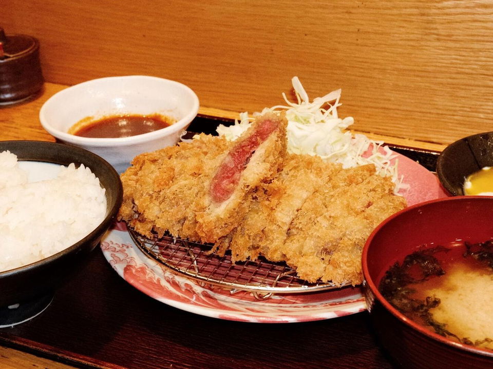 The full A5 Wagyu katsu set spread from ten no meshi los angeles, ready to be enjoyed.