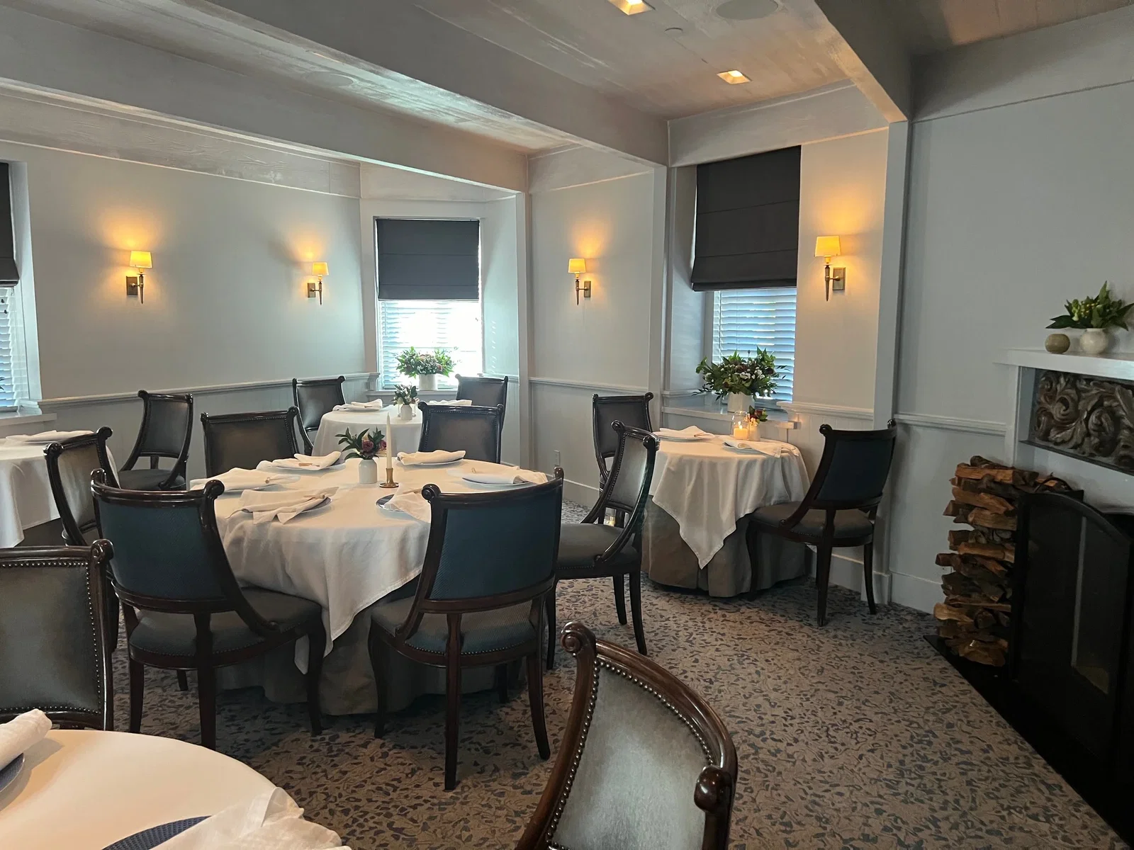 3. The French Laundry, Yountville, boasts a cozy fireplace stacked with logs.