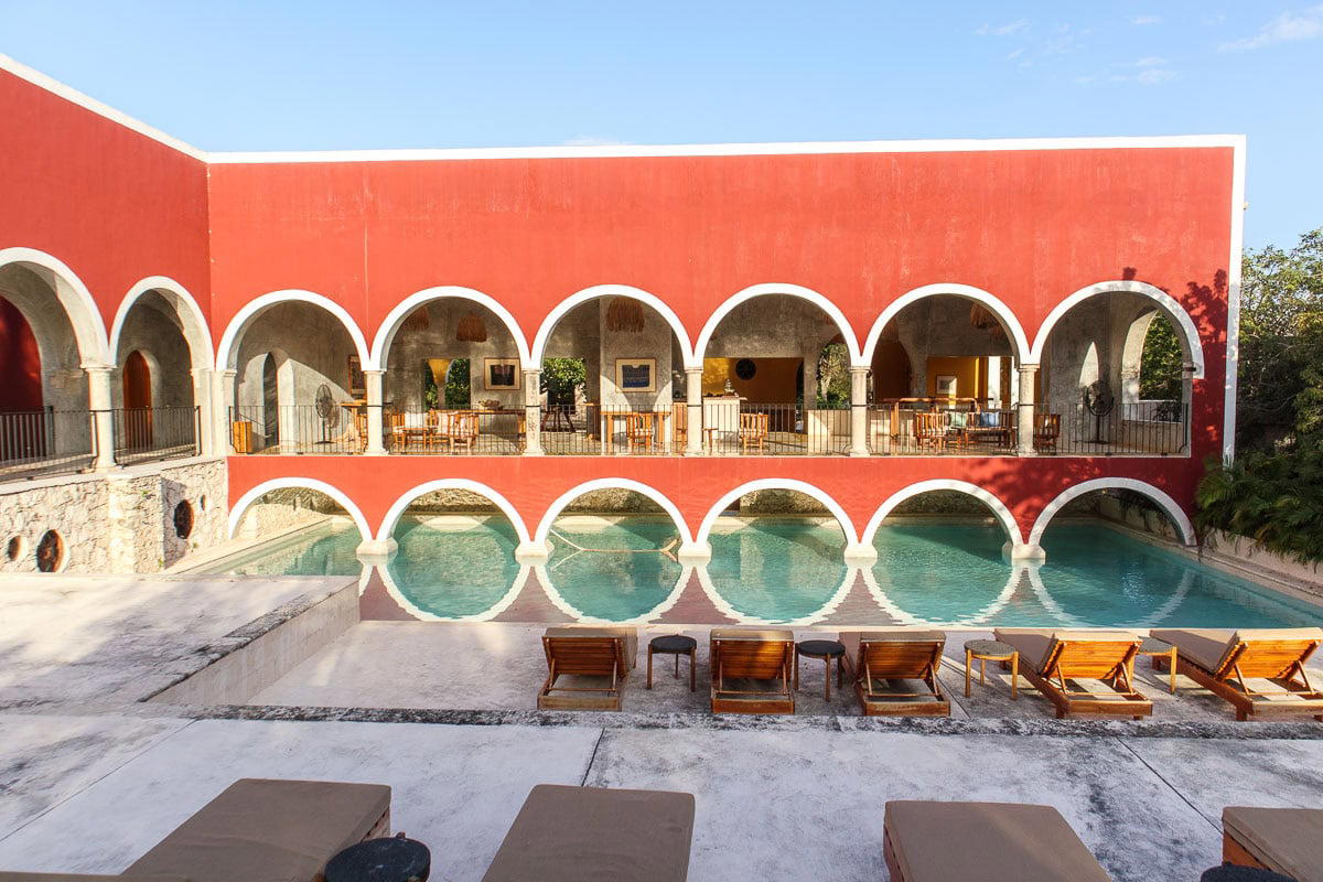 Wakax Hacienda Review 2026: The “Anti-Beach Club” Tulum Estate with 3 Private Cenotes (Natural Pools)