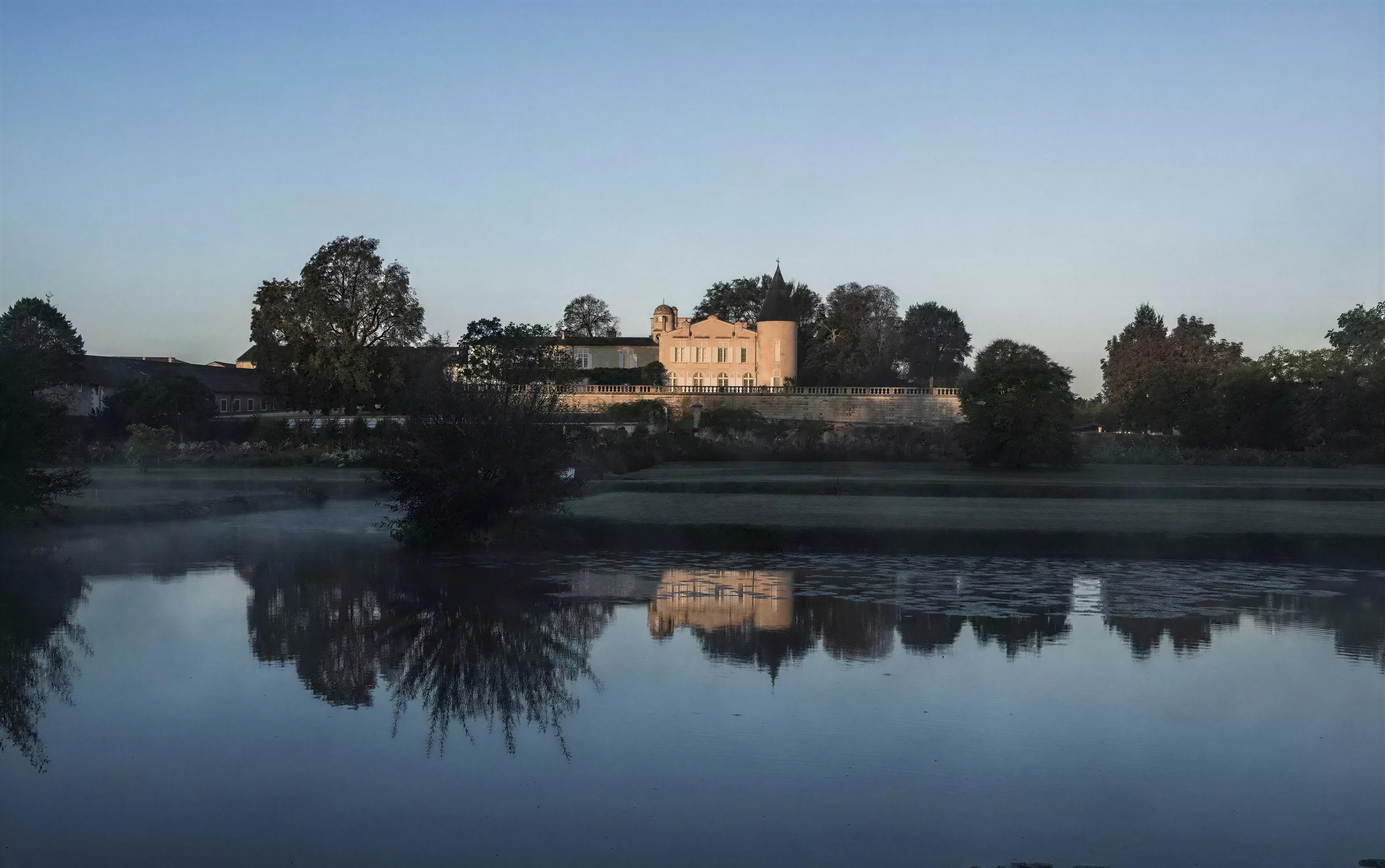 Visiting Chateau Lafite Rothschild Winery (and How to Arrange a Tasting)