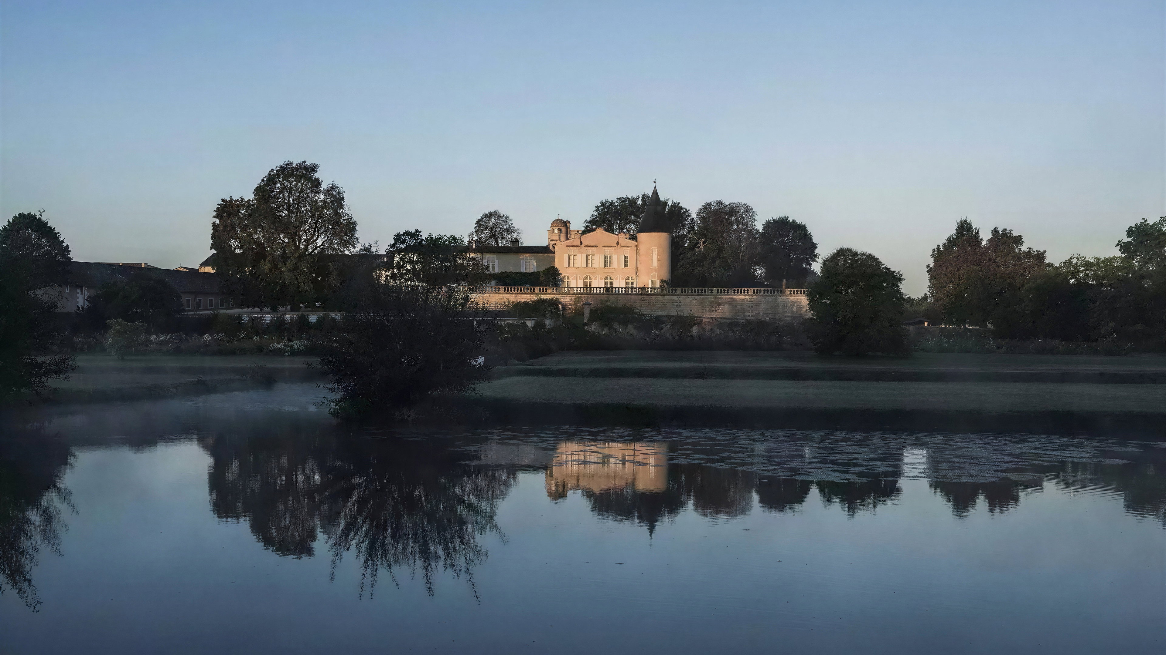 Visiting Chateau Lafite Rothschild Winery (and How to Arrange a Tasting)