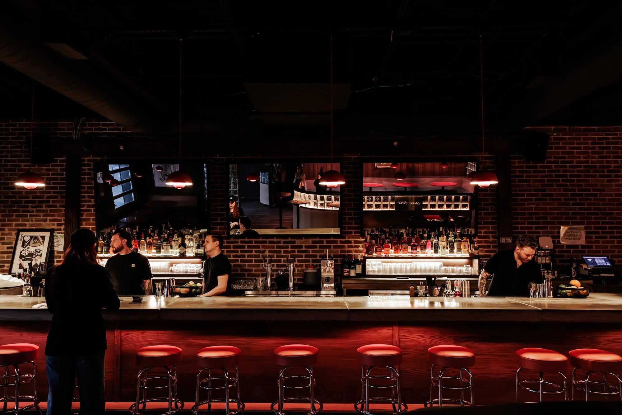 Love's Alibi, Bar in Nashville