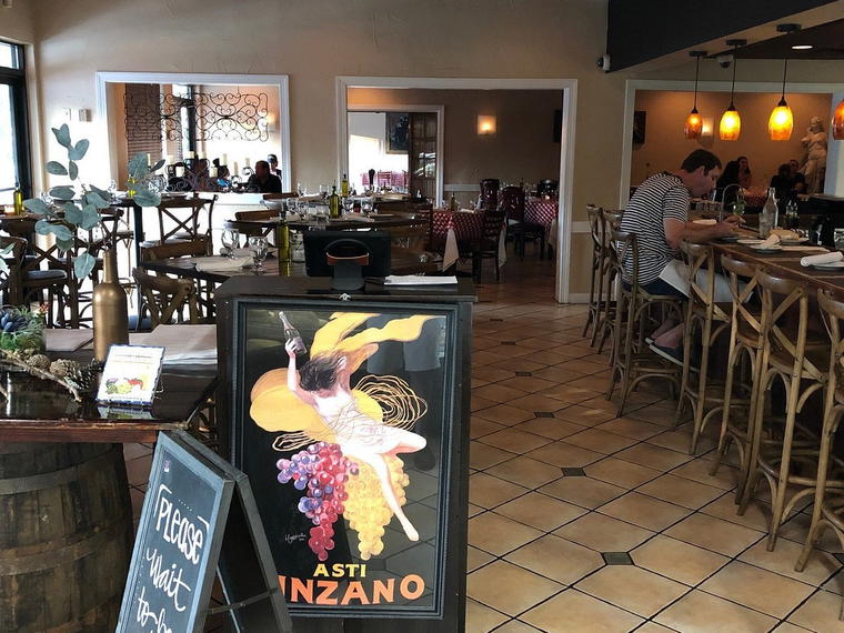La Bella Italia Laskin, Virginia Beach, United States