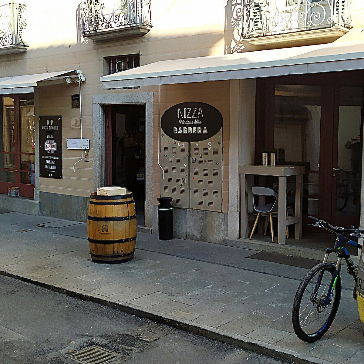 Cugini di Torino, Bar in Nizza Monferrato