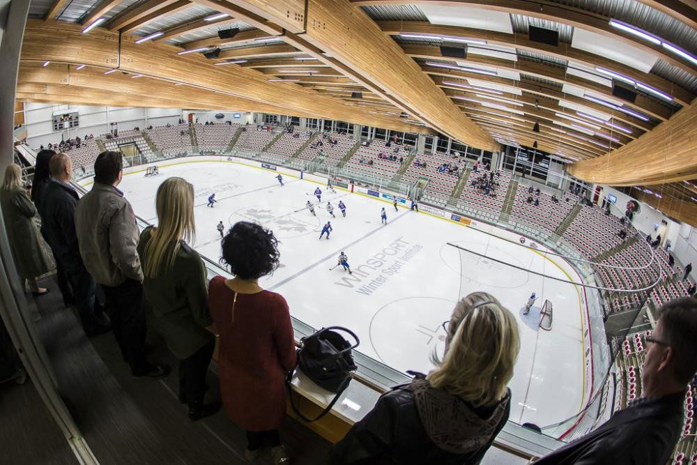 WinSport Hockey House, Bar in Calgary