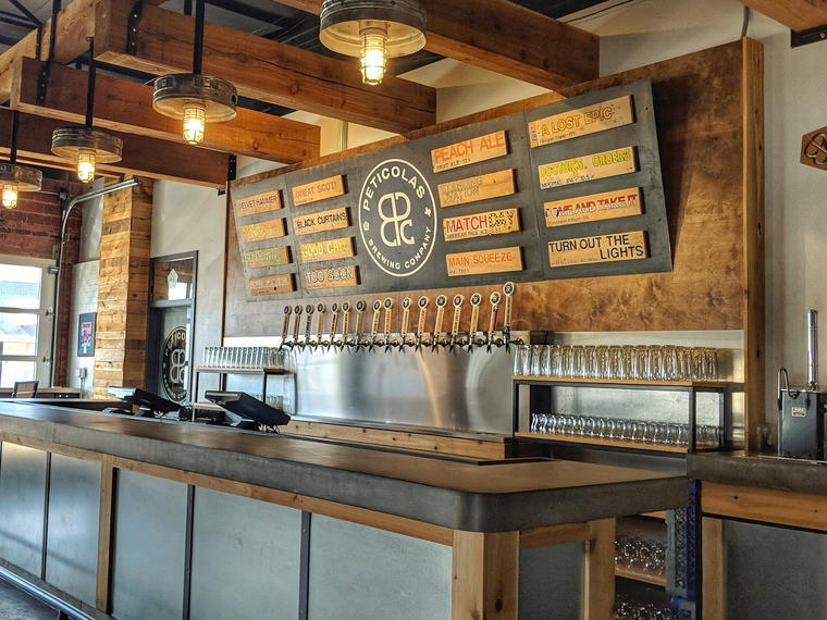 Peticolas Brewing Company Taproom, Dallas, United States