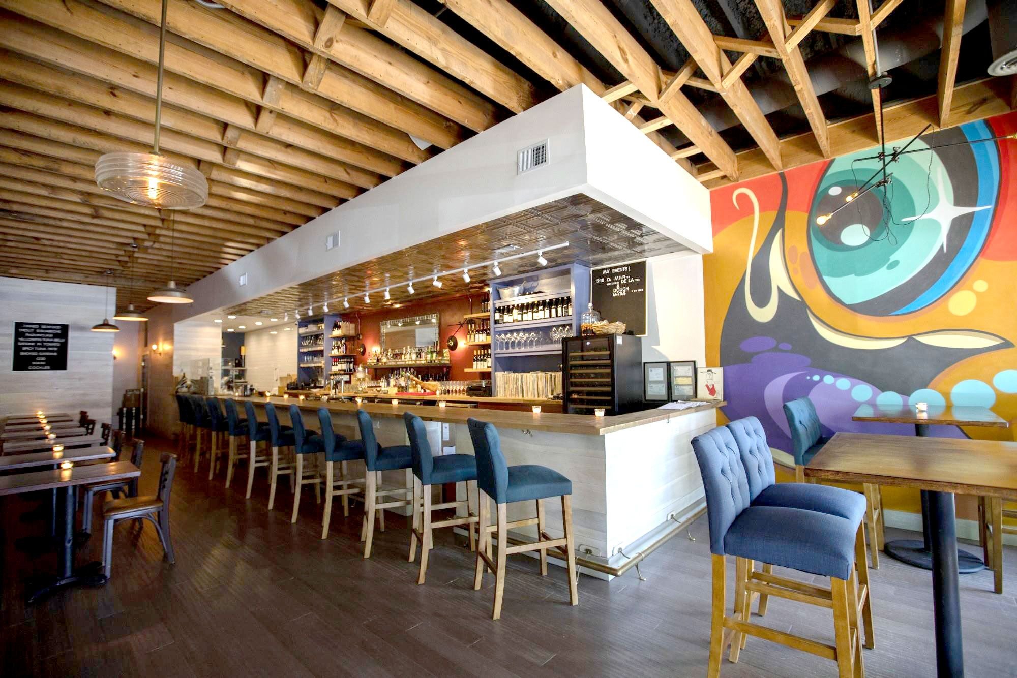 Stems & Skins bar in Dorchester, United States