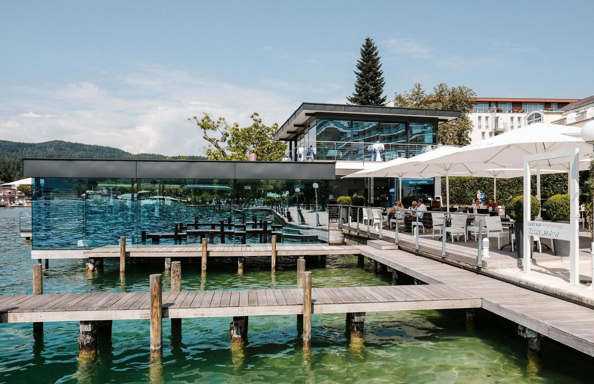 JILLY_BEACH Wörthersee bar in Portschach Am Worther See