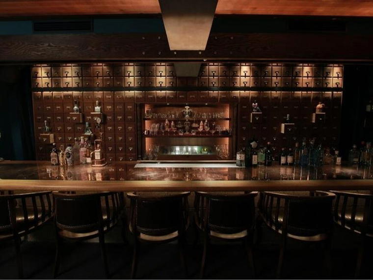 Bar Juniper, Osaka, Japan