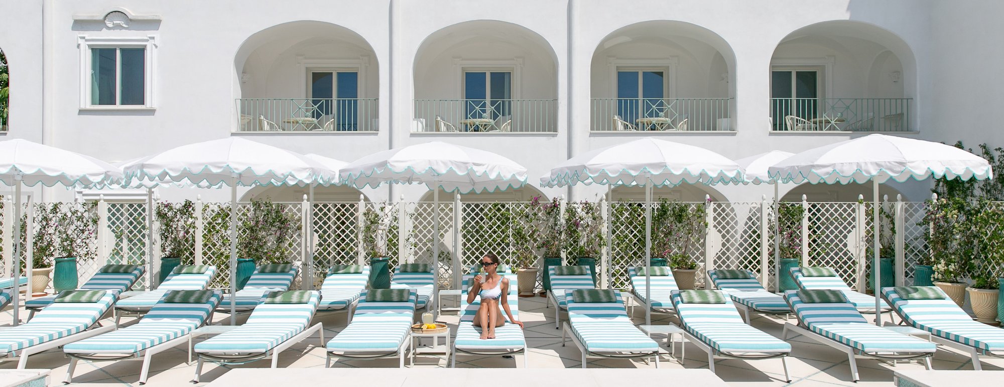 Aqua Bar