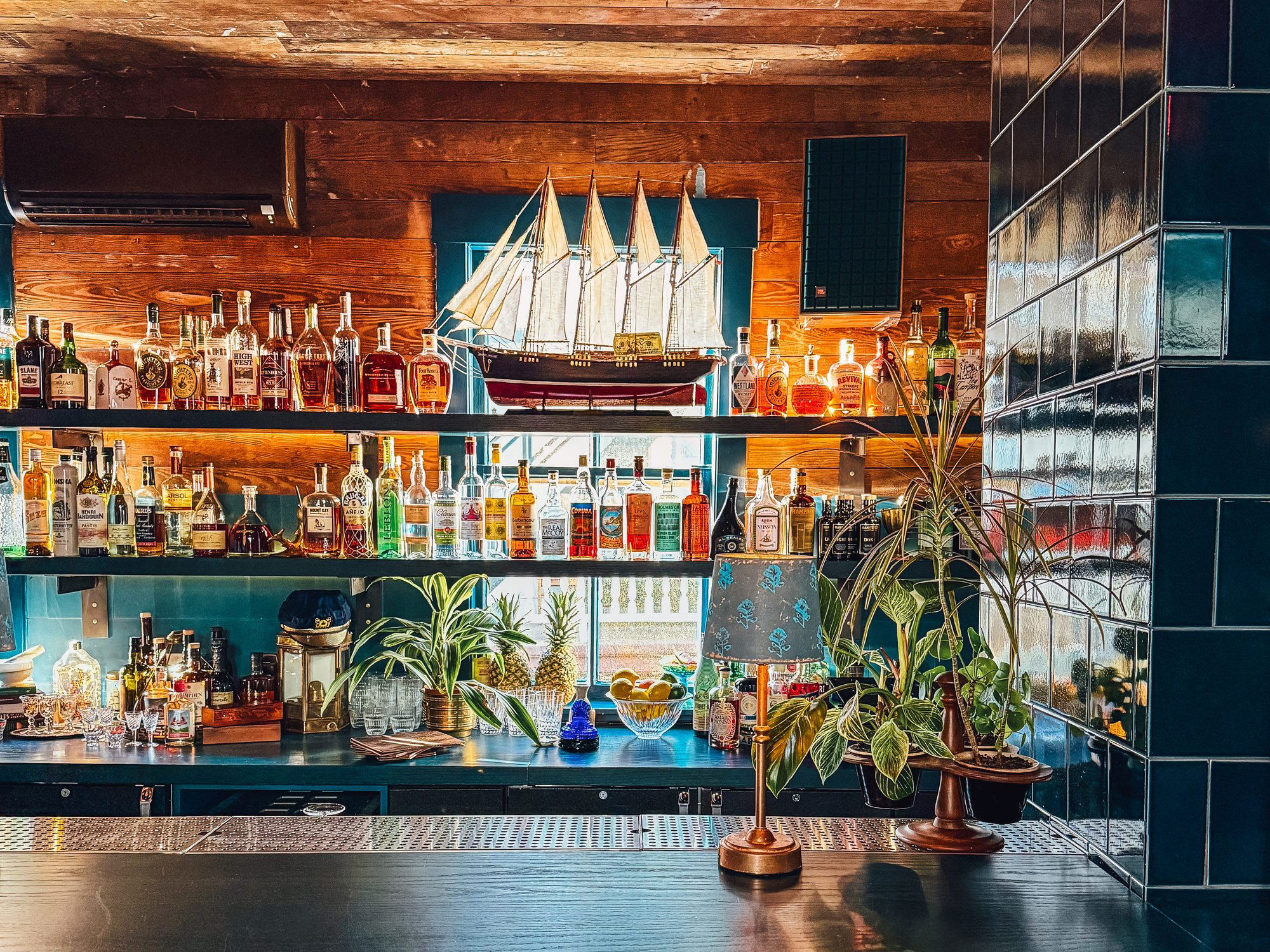 Seahorse, Bar in Charleston