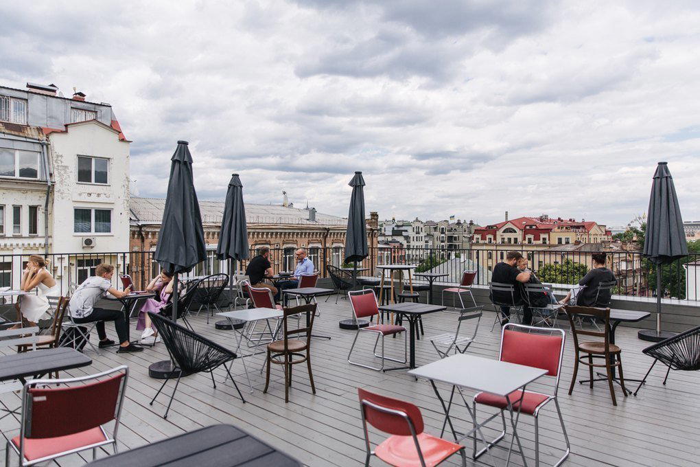 1818 bar in Kyiv