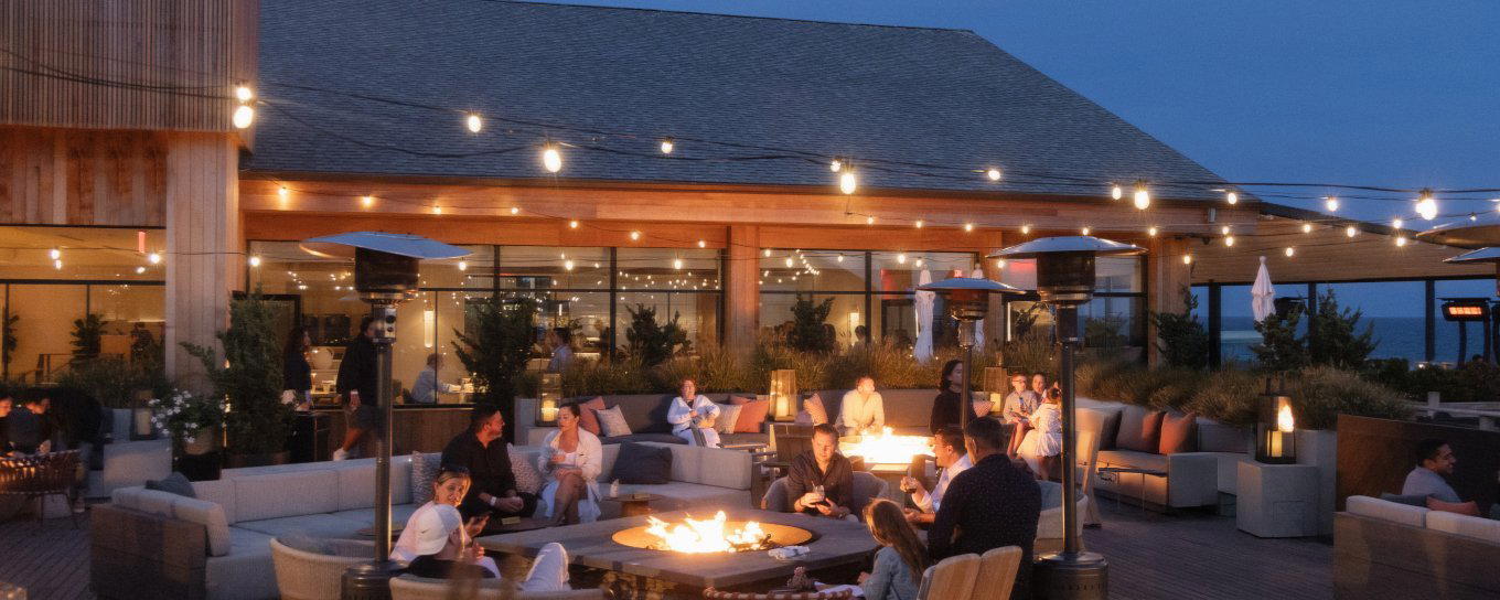 The Firepit bar in Montauk