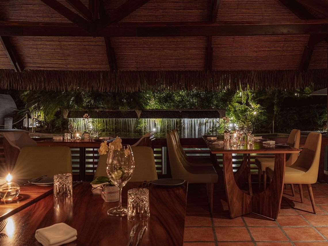 Caña Brava, Bar in La Fortuna de San Carlos