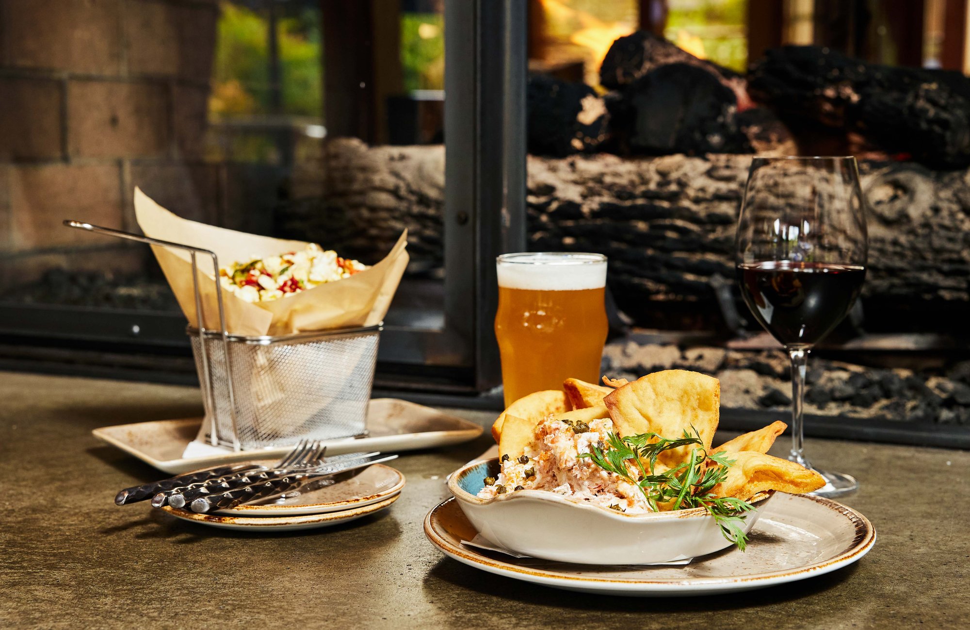Fireside Lounge