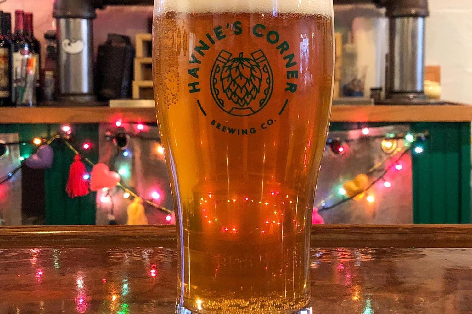 Haynie's Corner Brewing Company bar in Evansville