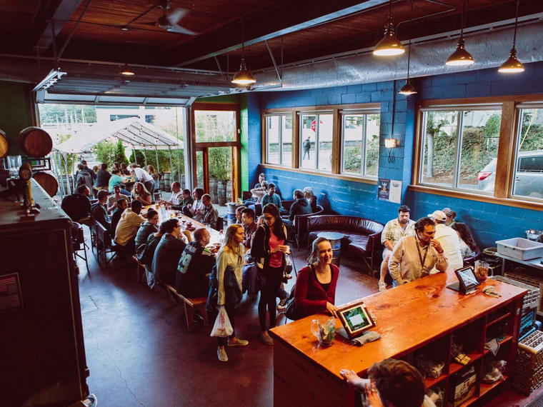 Fremont Brewing's Urban Beer Garden, Seattle, United States