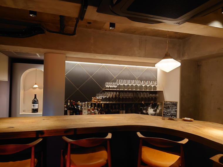 Wine Bar M emme, Kyoto, Japan