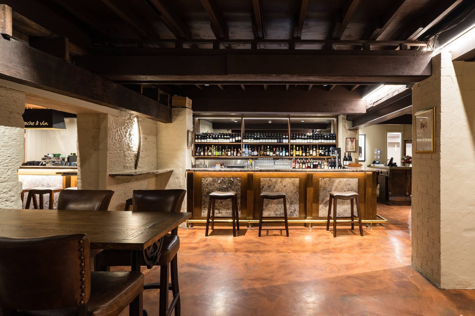 La Cache à Vín bar in Spring Hill, Australia