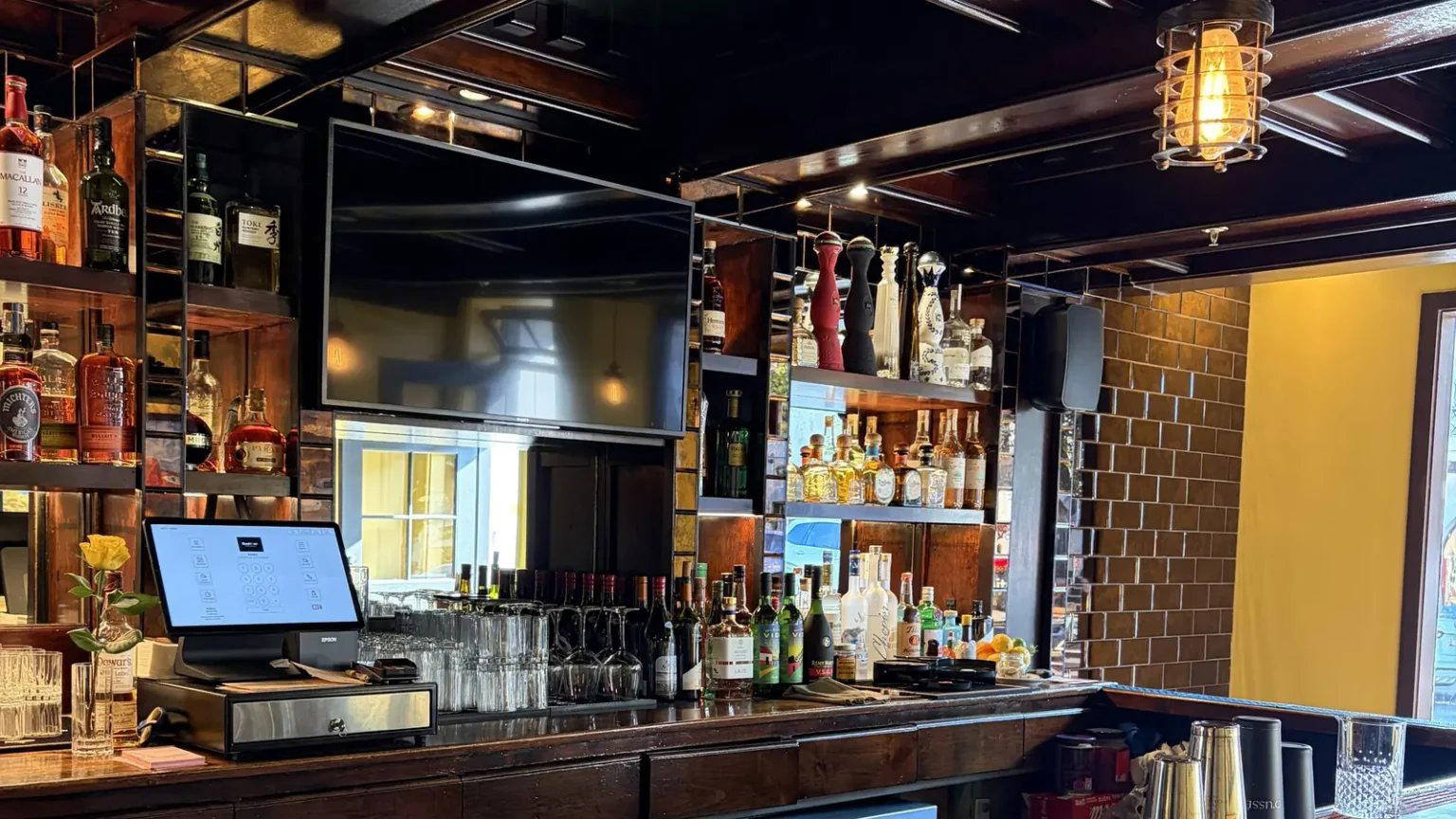 BashBar bar in Carmel