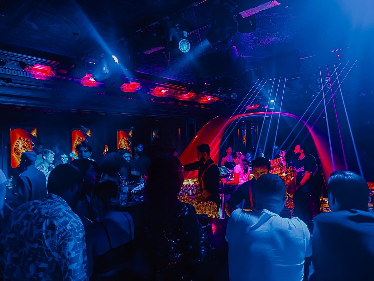 Bling, Bar in Dubai