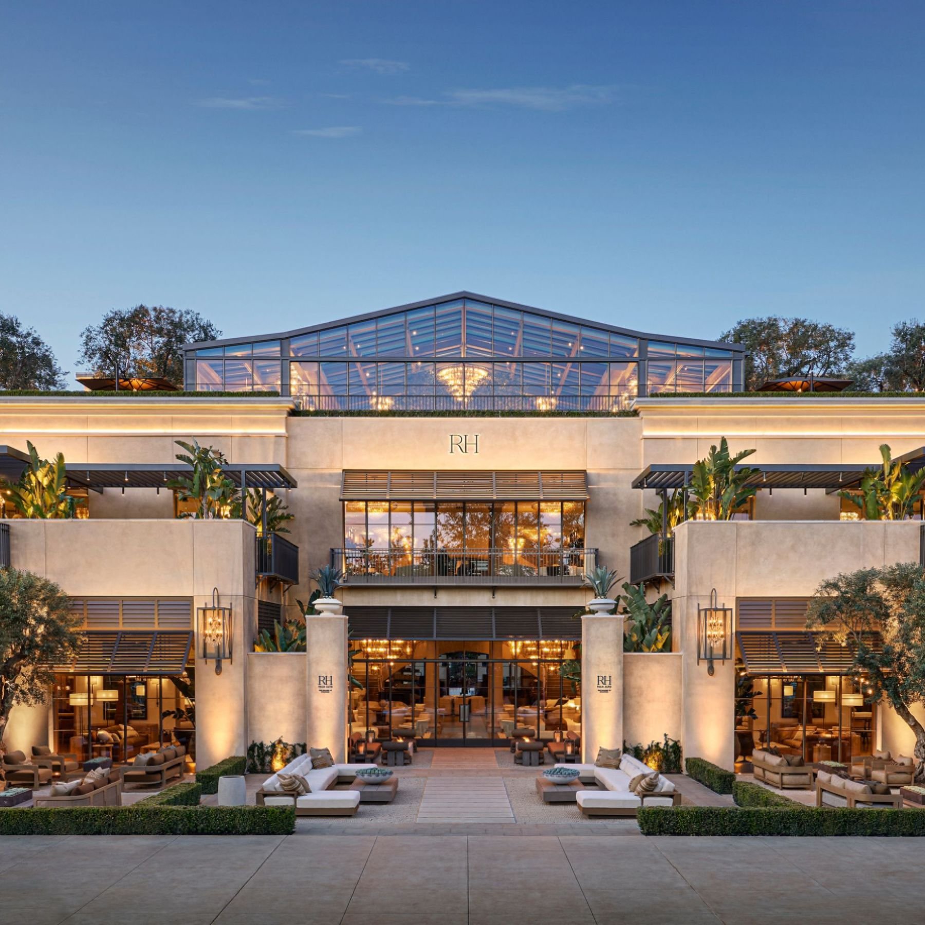 RH Palo Alto, The Gallery at Stanford – Rooftop Restaurant & Bar