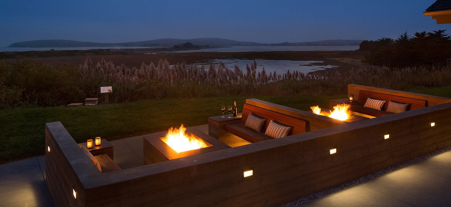 Drakes Fireside Lounge, Bar in Bodega Bay