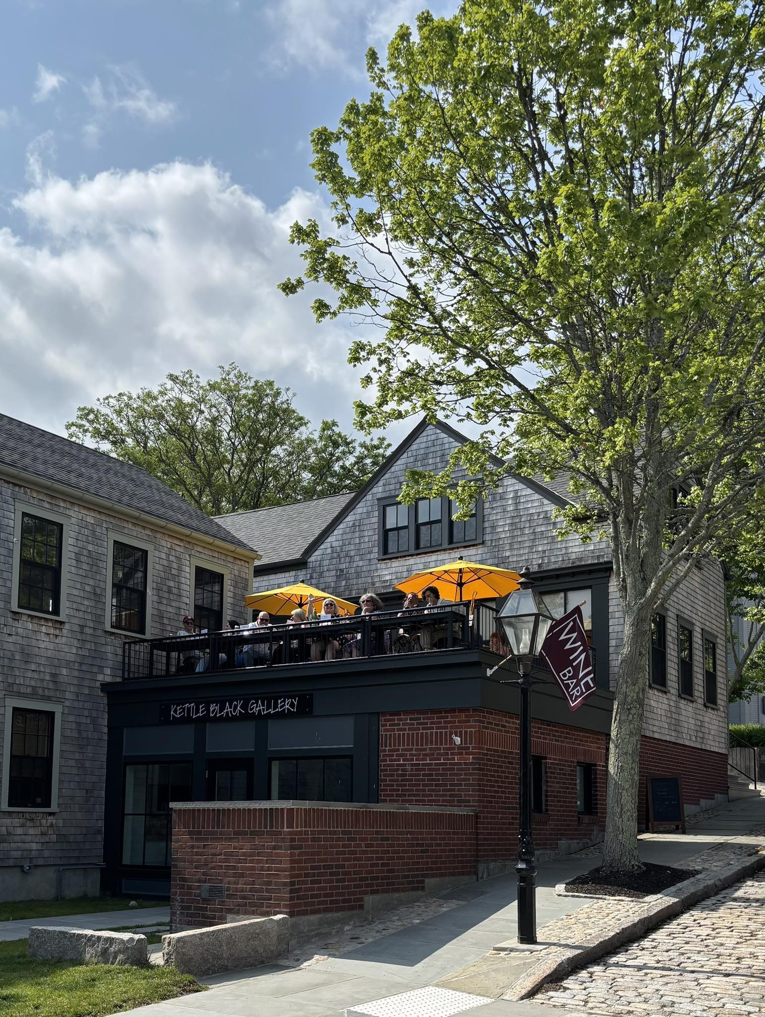 Coastal Bubbles + Wine Bar, New Bedford, United States
