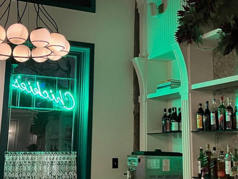 Chickie's, Jersey City, United States