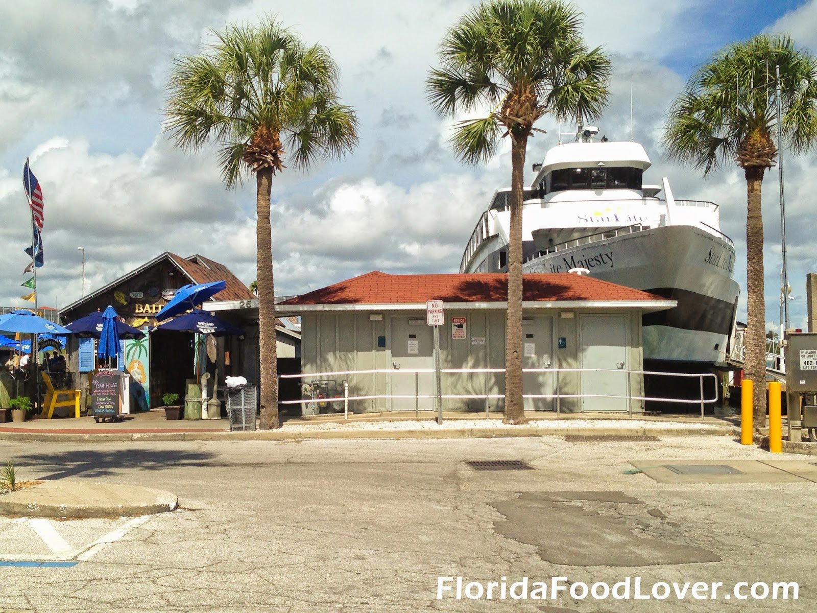 Bait House Tackle & Tavern, Clearwater, United States