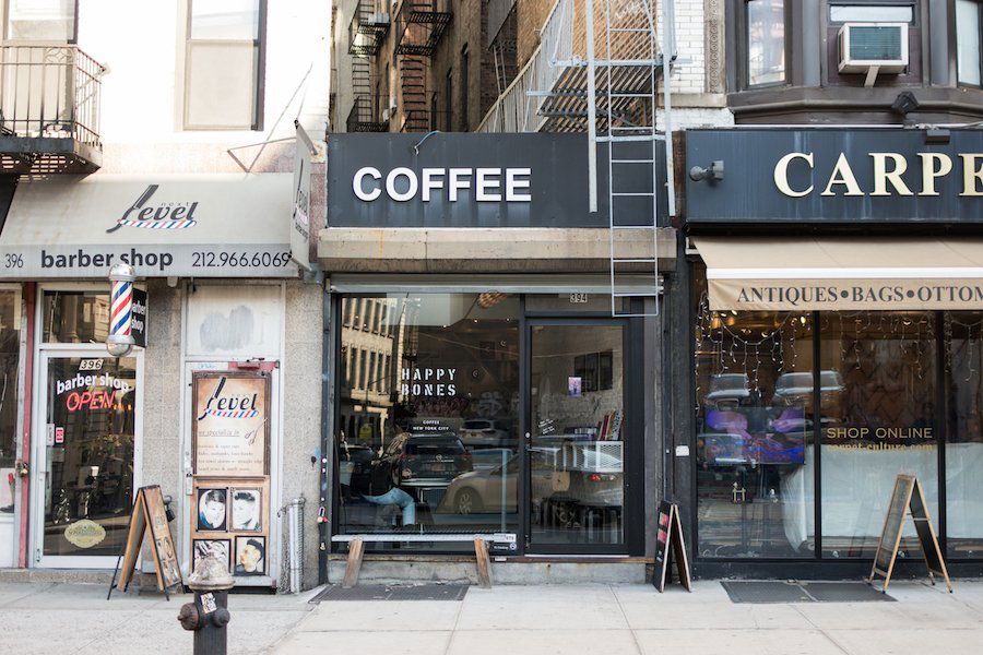 Happy Bones, Bar in New York City