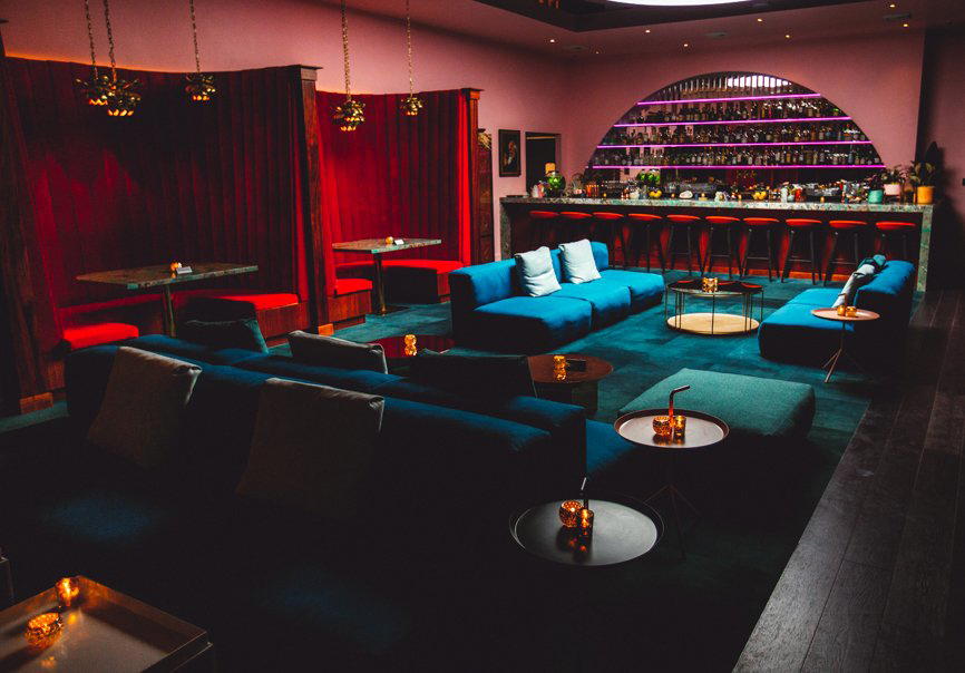 Moongate Lounge bar in San Francisco, United States