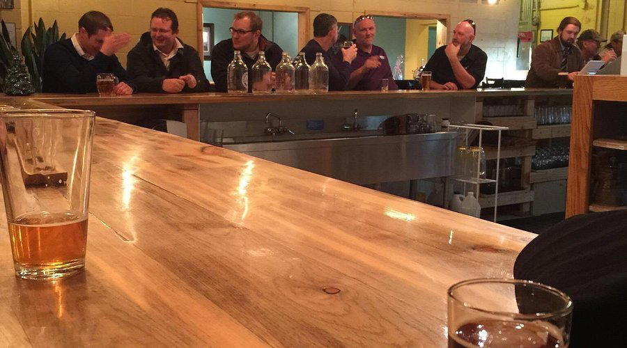 Wiley Roots Brewing Company bar in Greeley, United States