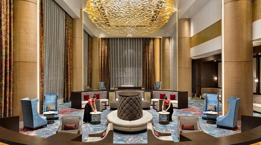 High Street Lounge bar in Manila