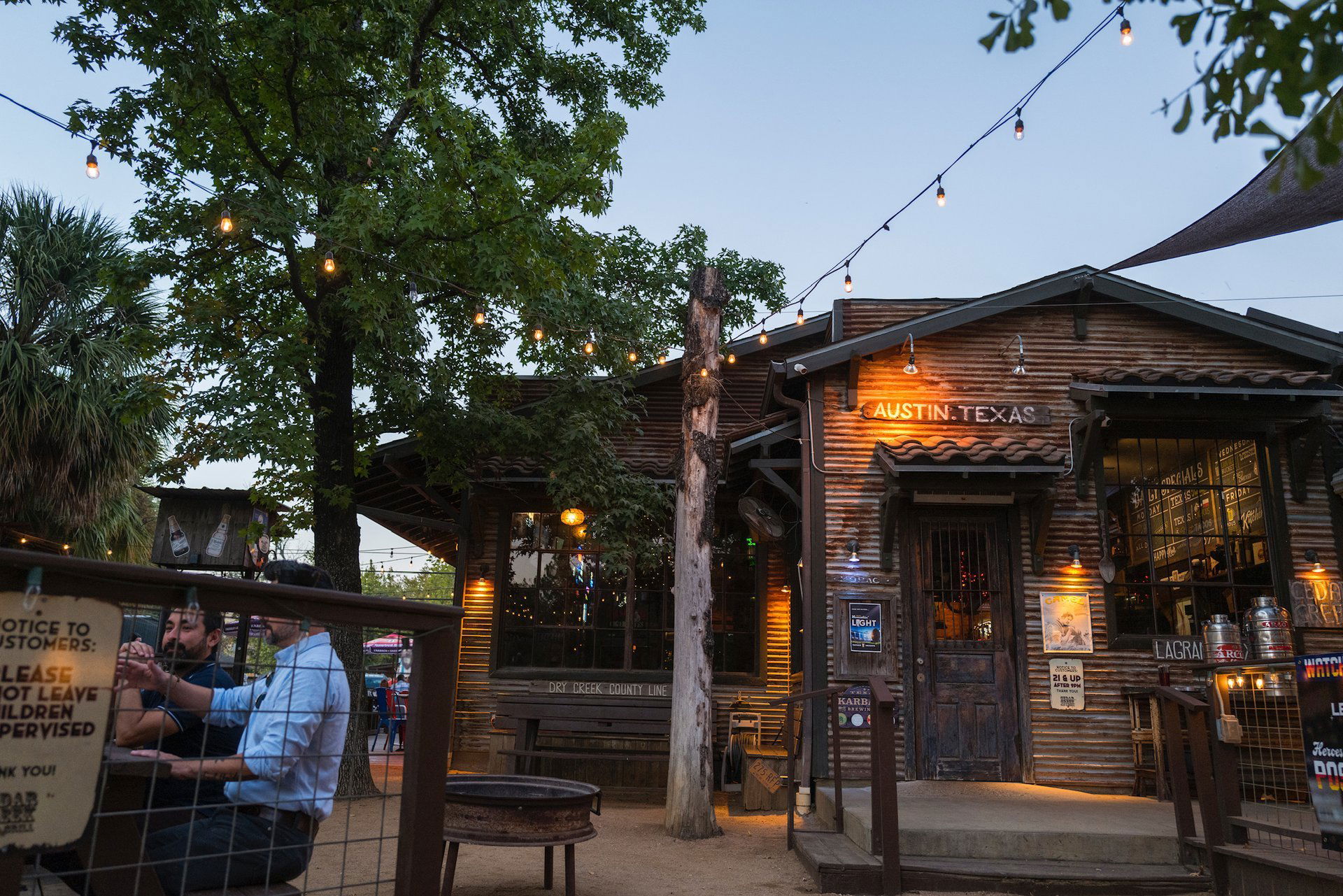 Cedar Creek, Bar in Houston