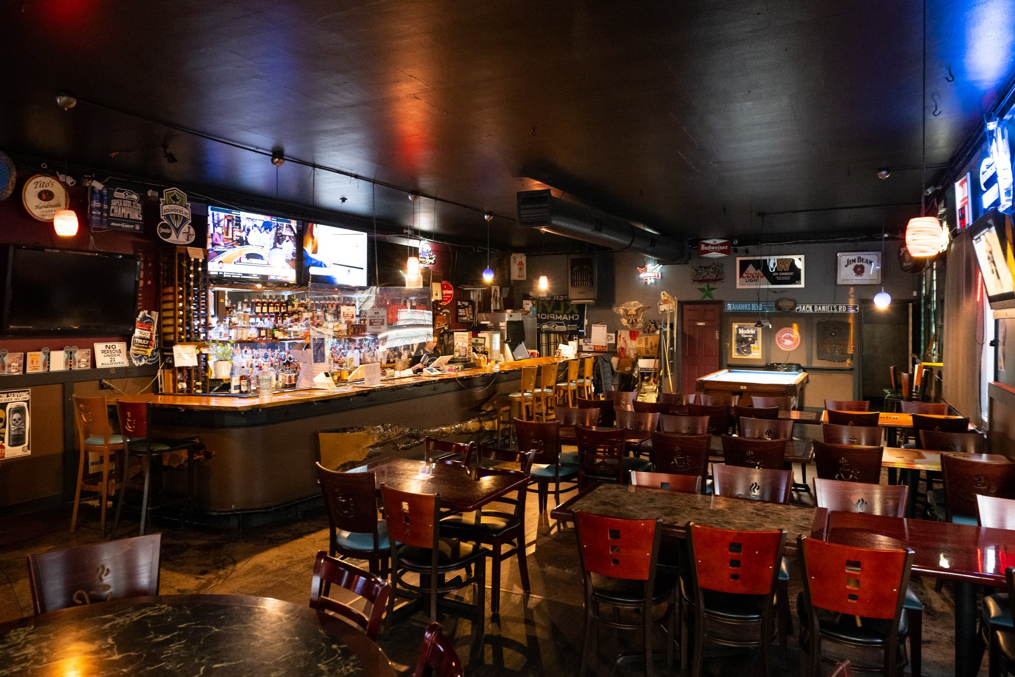 Burnett's Pub bar in Renton, United States