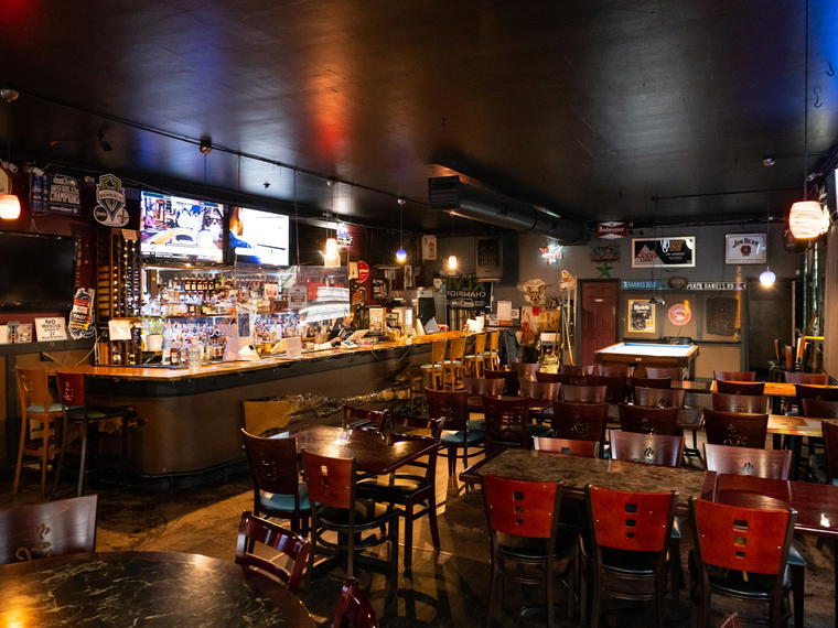 Burnett's Pub, Renton, United States