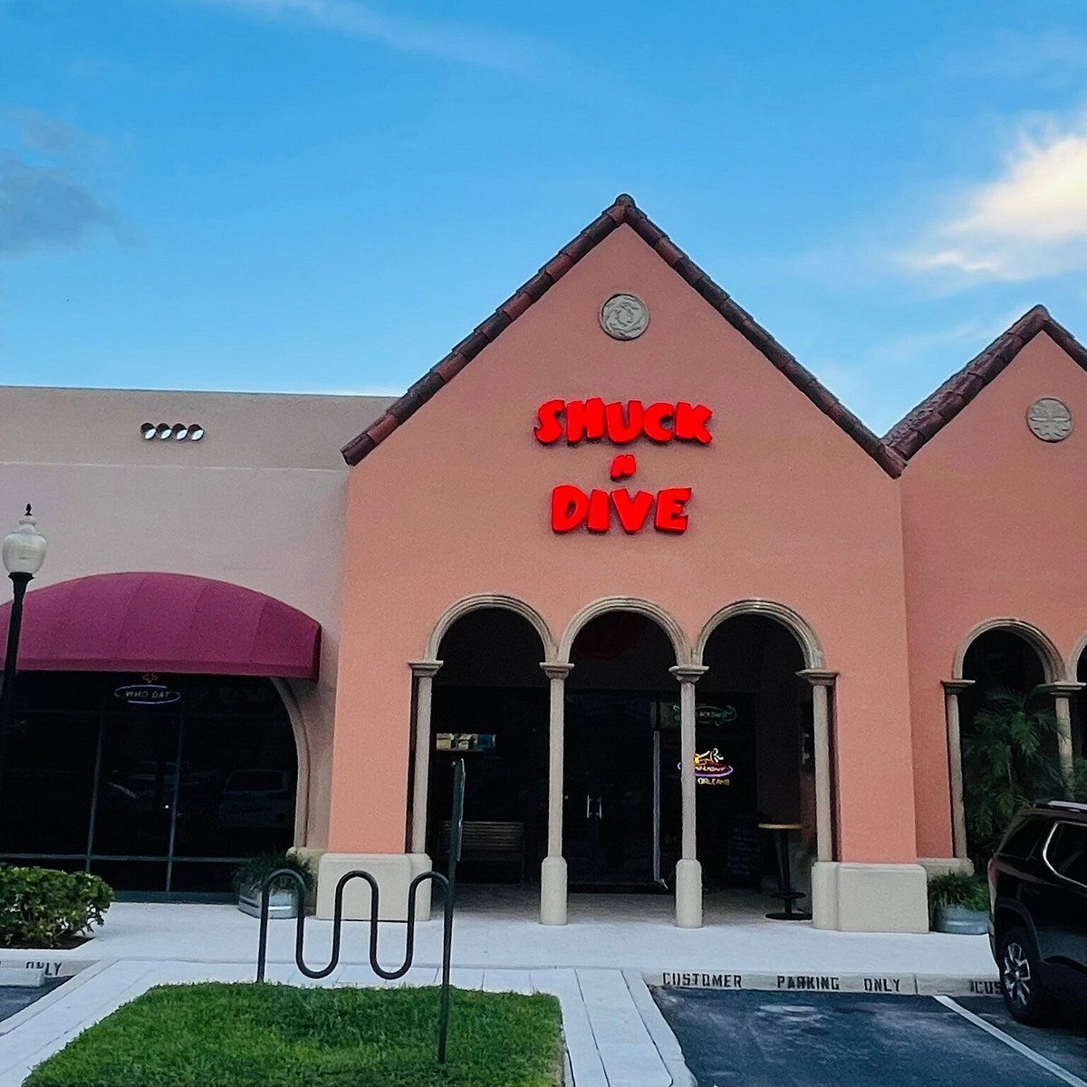 Shuck N Dive, Bar in Fort Lauderdale