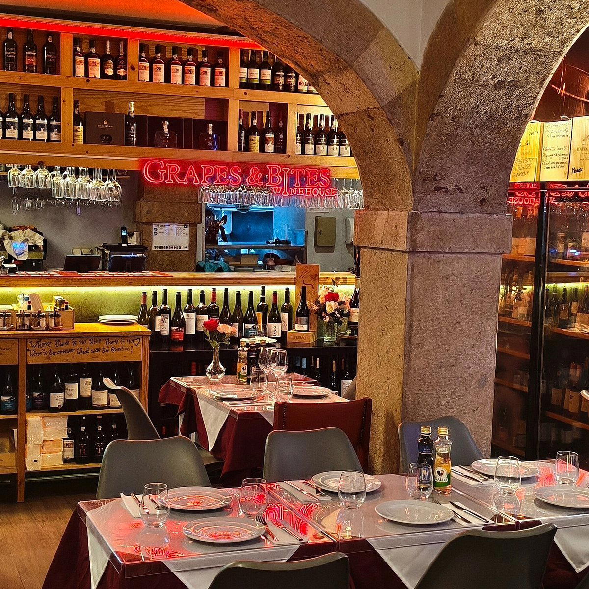 Grapes & Bites, Lisbon, Portugal